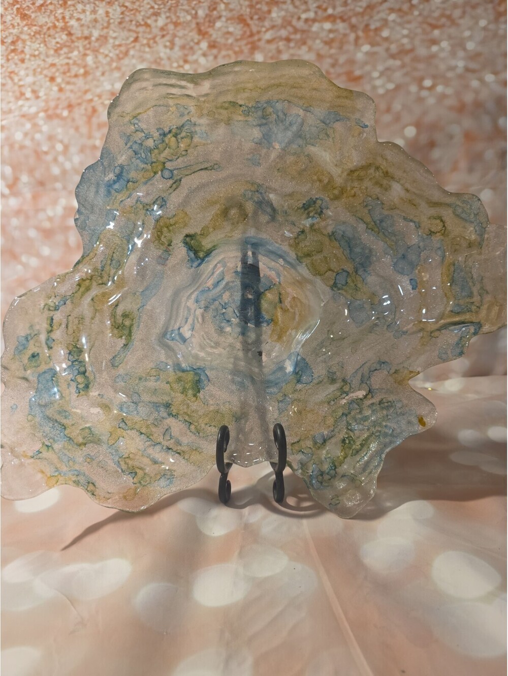 Vintage Hand Blown Glass Oyster Clam Bowl Iridescent Green, Blue, Gold